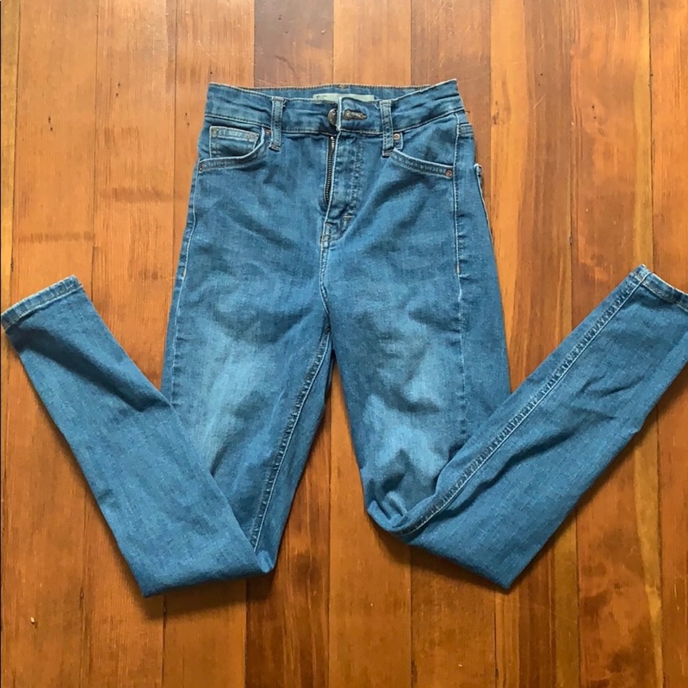 Stretchy blue high waisted skinny jeans